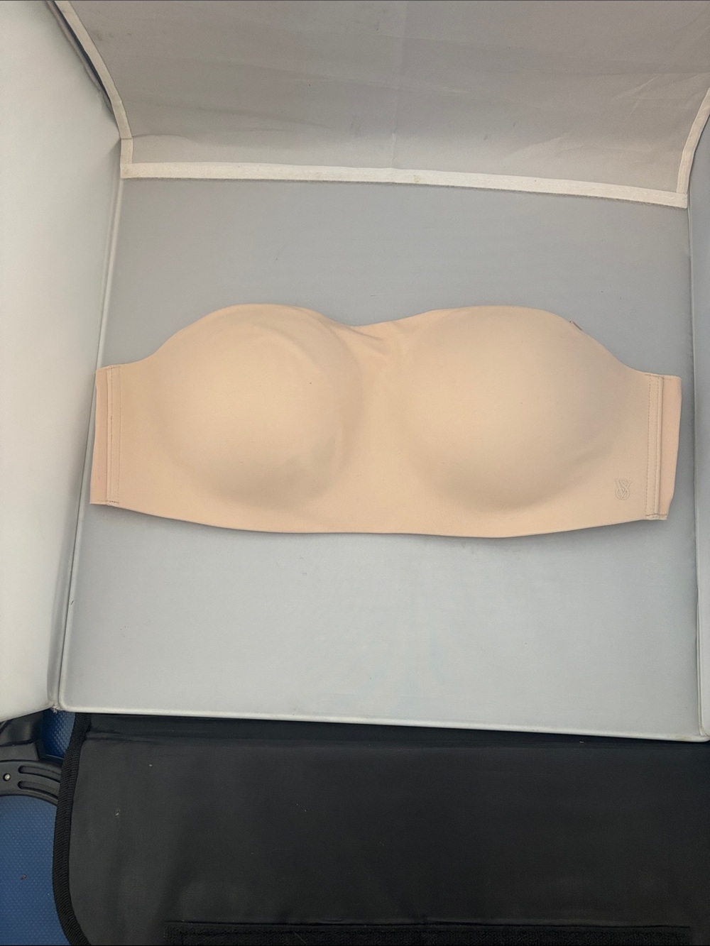 Victoria's Secret Nude Strapless Bandeau Bra